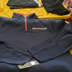 Denver Broncos Quarter Zip Jacket Size Xl. $30 Pickup In Oakdale 