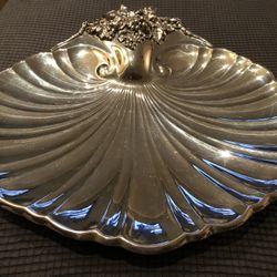 Vintage Reed And Barton Clamshell Footed Tray
