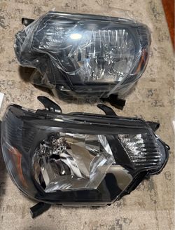 12-15 Toyota Tacoma Black Amber Reflector Headlights