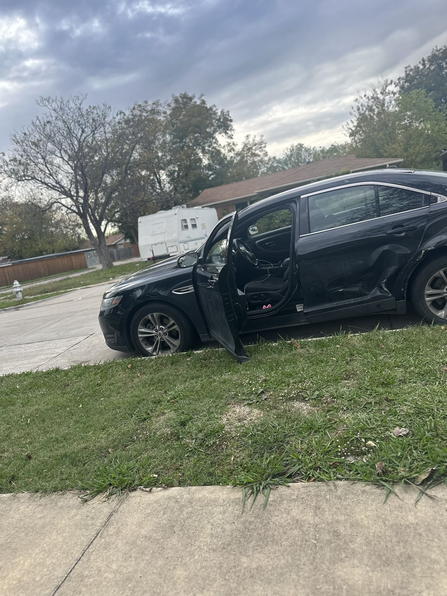 2014 Ford Taurus