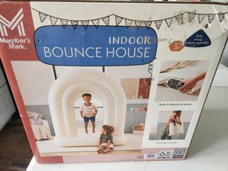 Sam's club indoor bouncy house