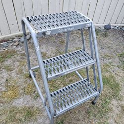 Cotterman  All Welded Ready to Use  Steel Safety Ladder, 3-Step, 30"
