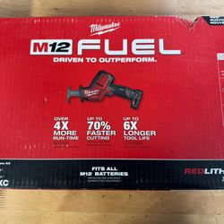 Milwaukee M12 Recip Saw Kit