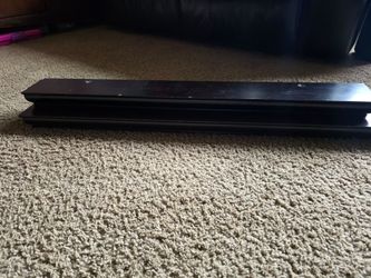 2 Floating Shelves