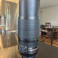 Nikon AF-S NIKKOR 70-300mm Lens with ProMaster 67mm HGX filter and carrying case