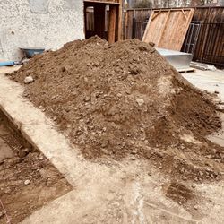 Clean, Free Topsoil