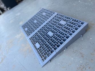 adjustable wheelchair ramp