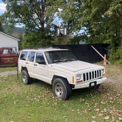 1999 Jeep Cherokee