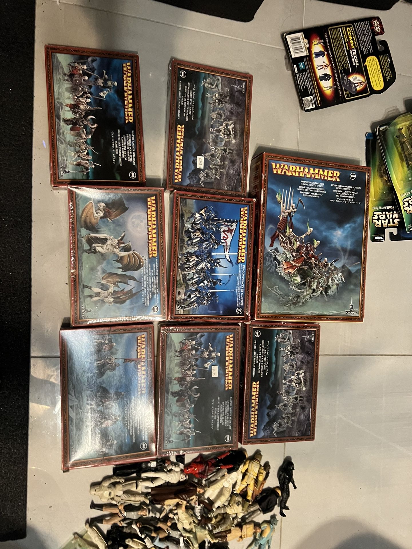 Warhammer Models