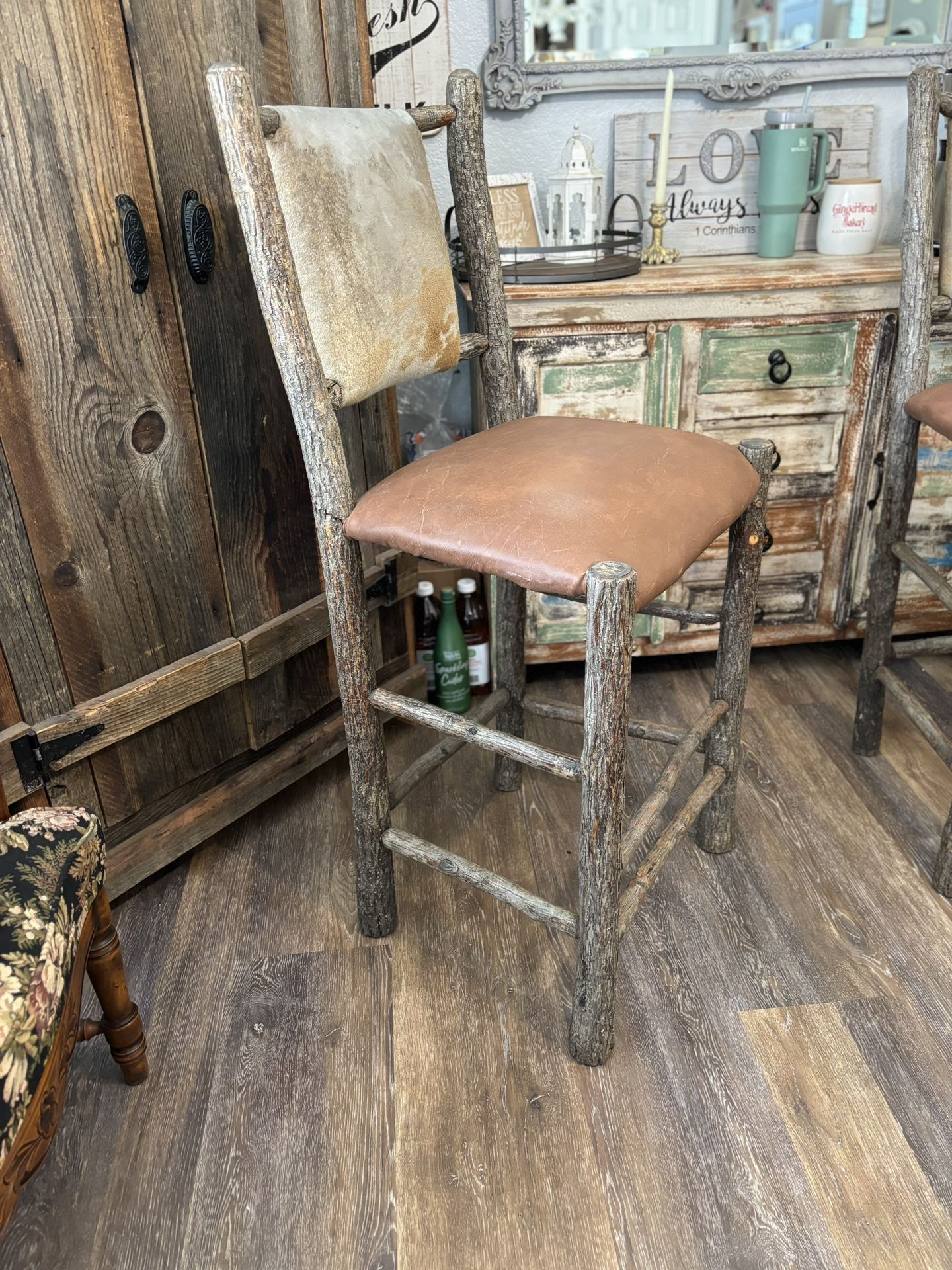 War Height, Log Cabin Stools