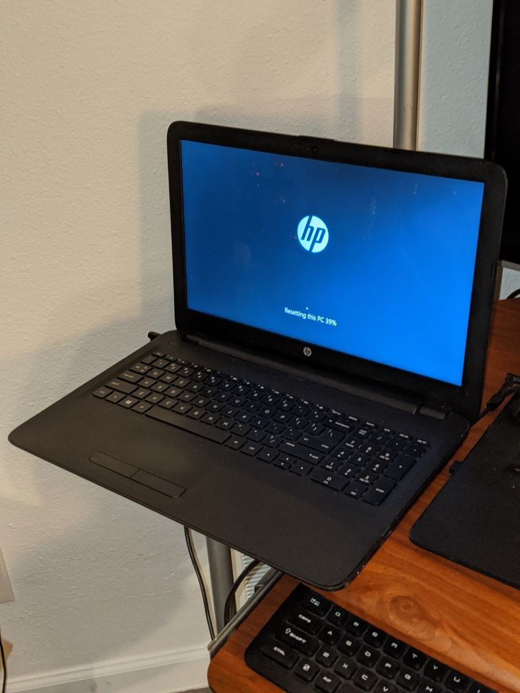 HP Laptop 15af131dx AMD Quad 1TB 8GB Memory for Sale in Lacey, WA