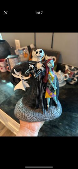 Nightmare Before Christmas Statue 
