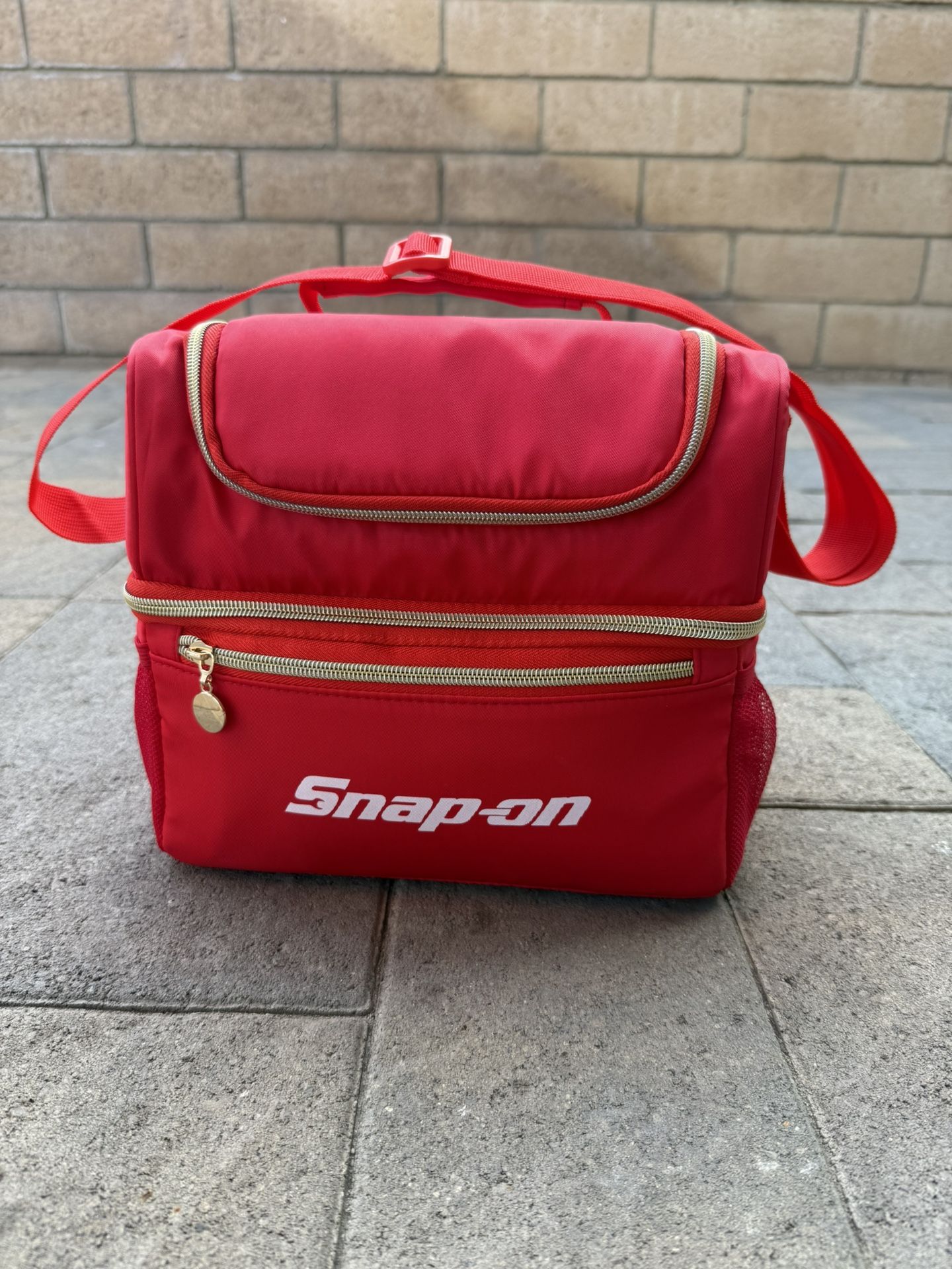Snap-On Tools Ice Chest Cooler Bag Lunch Carrier Insulated Red 12 Can Snap On