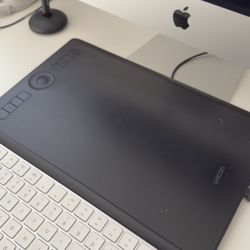 Wacom Tablet for Professional Photo Retouching