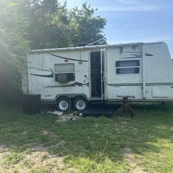 2006 Camper