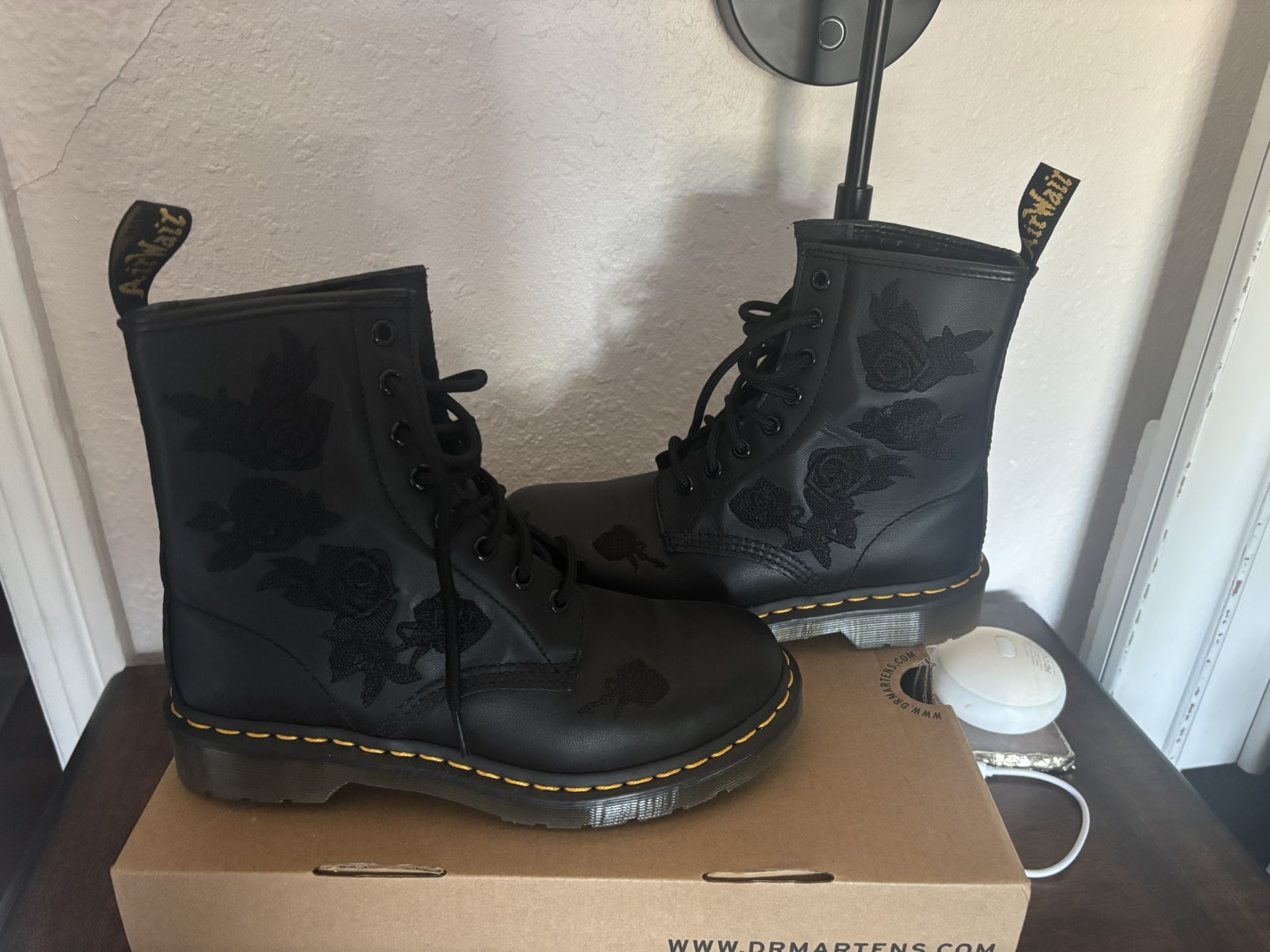 Women’s Dr. Marten Boots 
