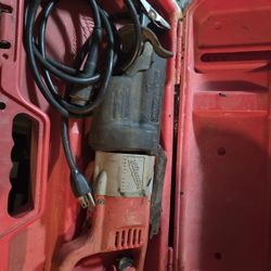 Milwaukee 6509-21 Heavy Duty Corded Sawzall 6.5A 3/4" Stroke w/ Plastic Case