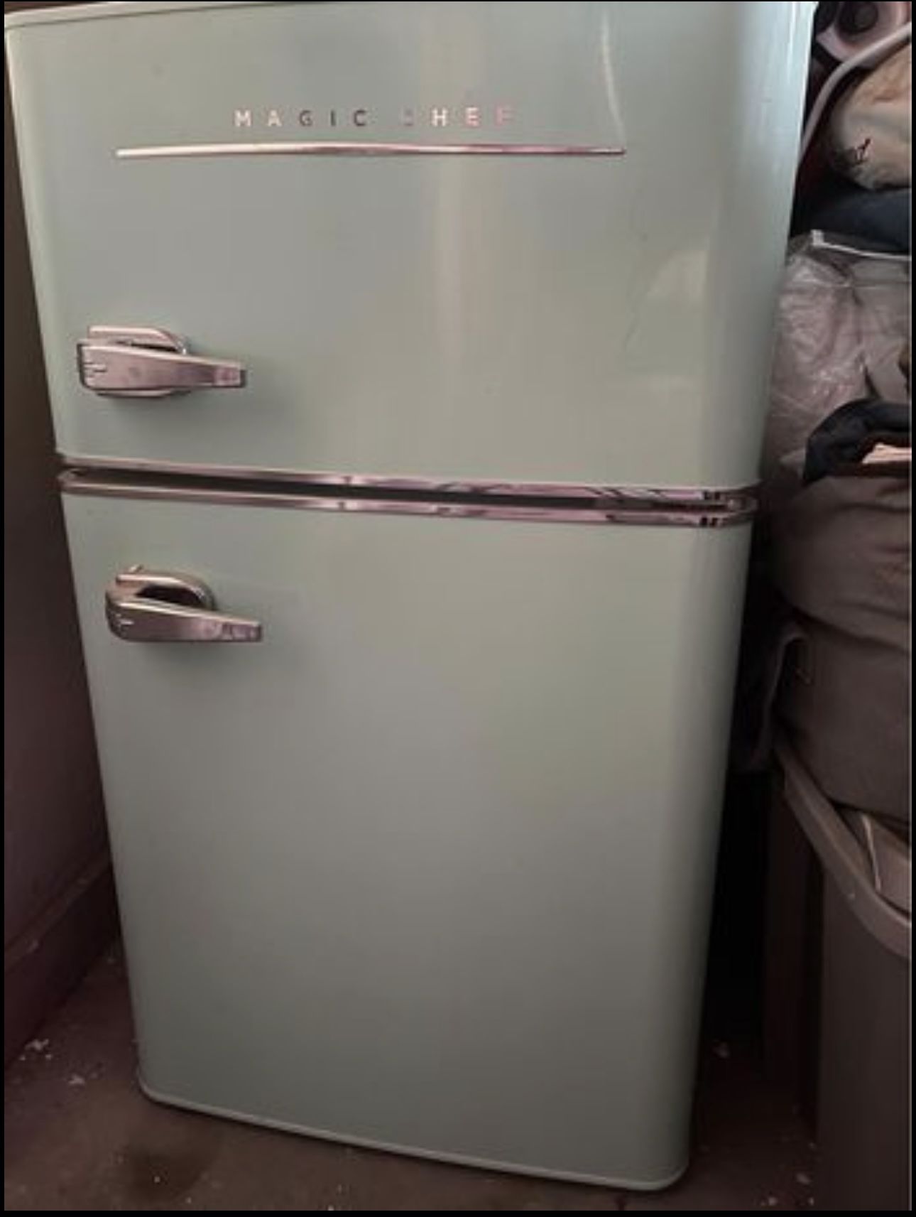 Magic Chef Retro Mini Fridge