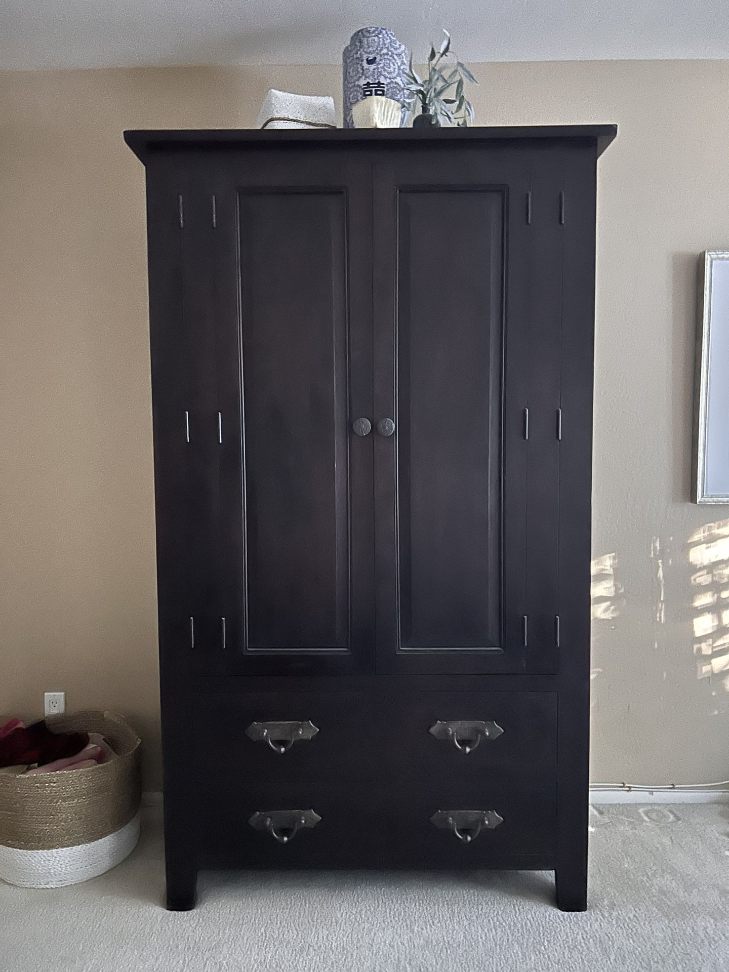 Armoire