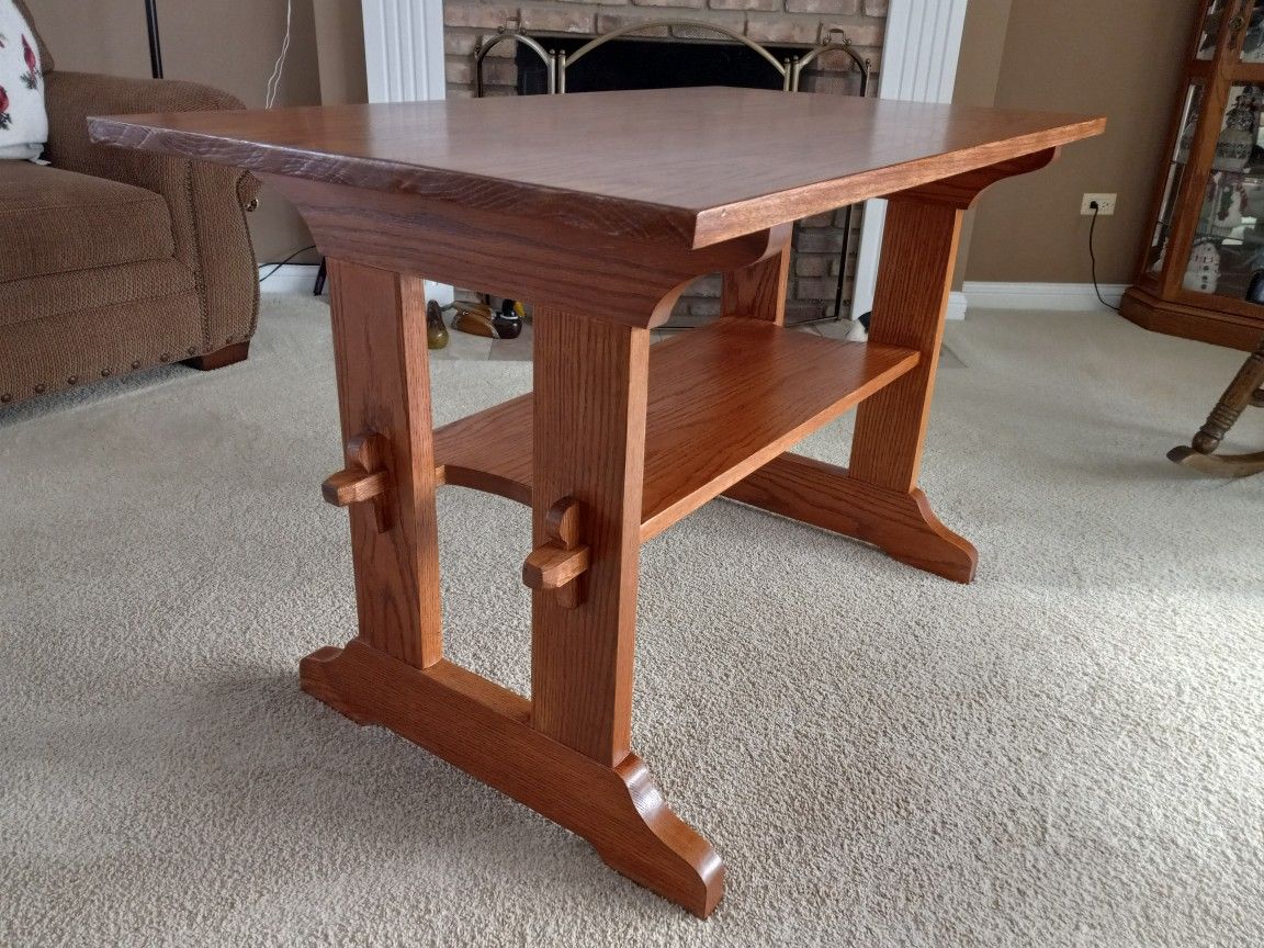 Craftsman/Mission-Style 'Library Table'