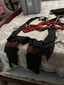 Pirate Halloween Costume Size 4/5