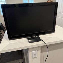 Vizio Monitor