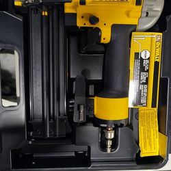 DeWalt Brad Nailer