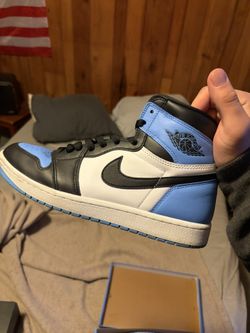 Nike Air Jordan One Mid UNC blue