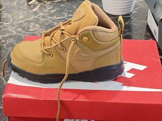 Authentic Nike Duck Boot Toddler 10C *Brand New! 
