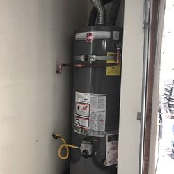 RHEEM 50 gallon professional series with installation