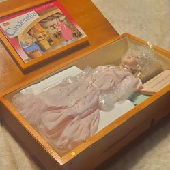 Duck House Heirloom Collectible Storybook Cinderella Doll