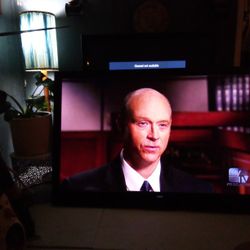 TV (SMART) 75 INCH (VIZIO)