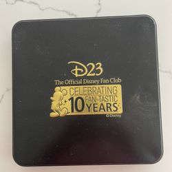 The Official Disney fan club Button Collection 