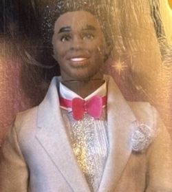 Dream Glow Ken Barbie Doll African American 1985 Mattel 2421