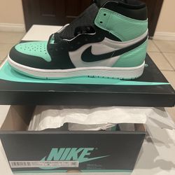 Air Jordan 1 Retro