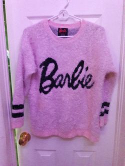 Beautiful sweater Barbie size M