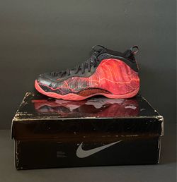 Nike Foamposite “Stranger Things”