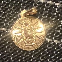 14k plated pendant