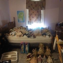 Large Selection Of Glass And Porslin Dolls Old And Knew Please Message Me For Pics And Details Theres To Many To. Make Individual Post For