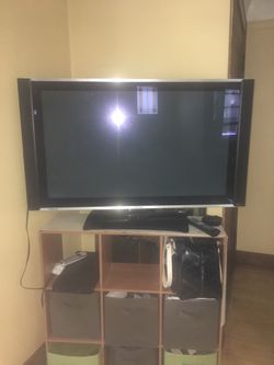 Hitachi 42” Plasma TV