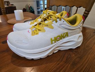 Hoka Women's Gaivota 6 Running Shoes