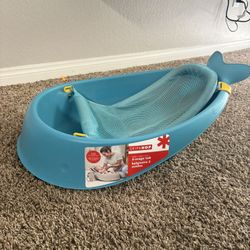 Skip Hop Moby Smart Sling 3-Stage Tub. 
