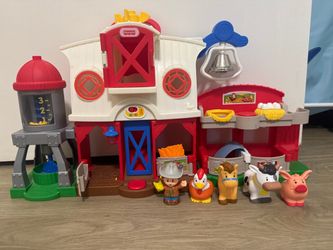 Little People Farm house