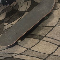 santa cruise skateboard 