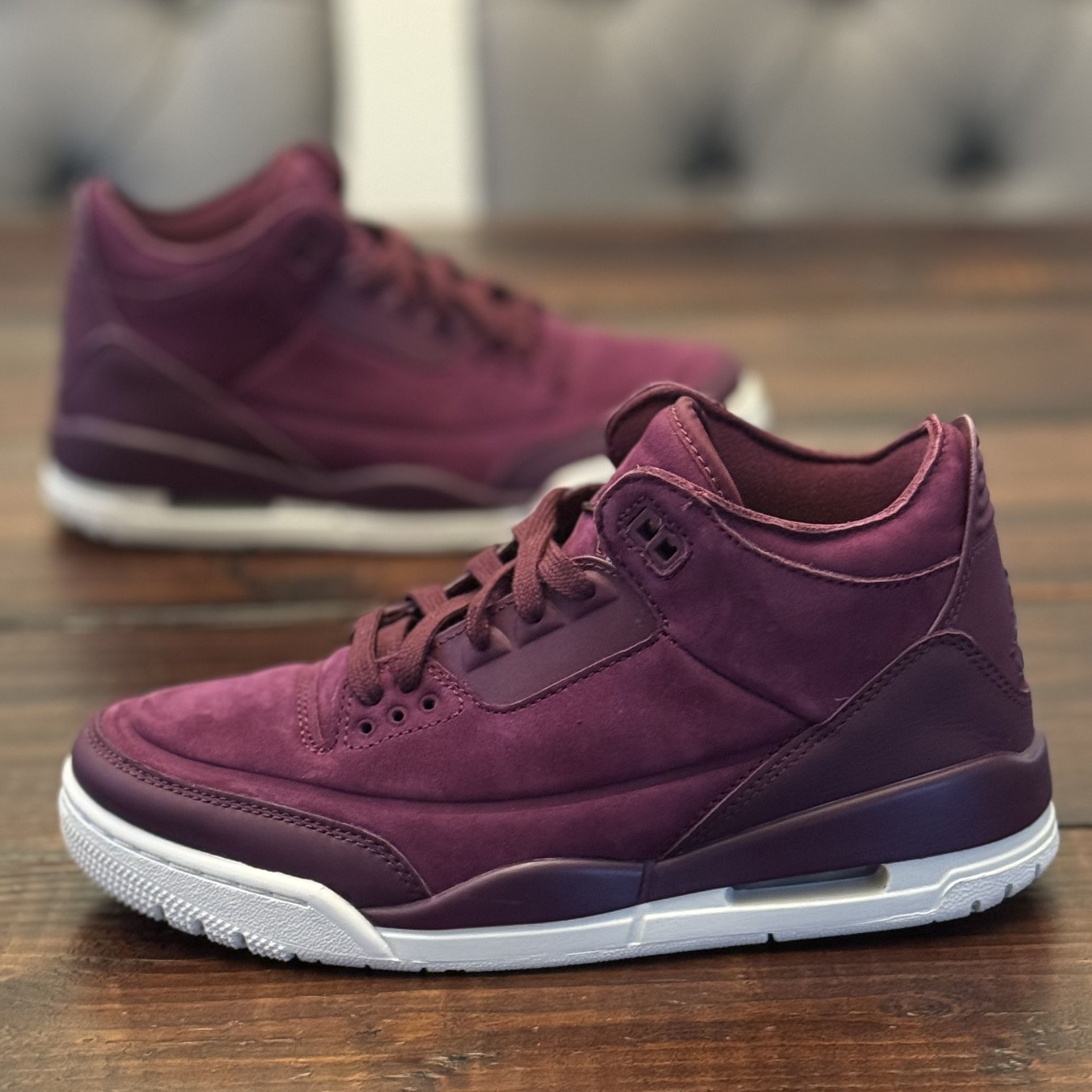Air Jordan Retro Bordeaux (Women's) Shoes