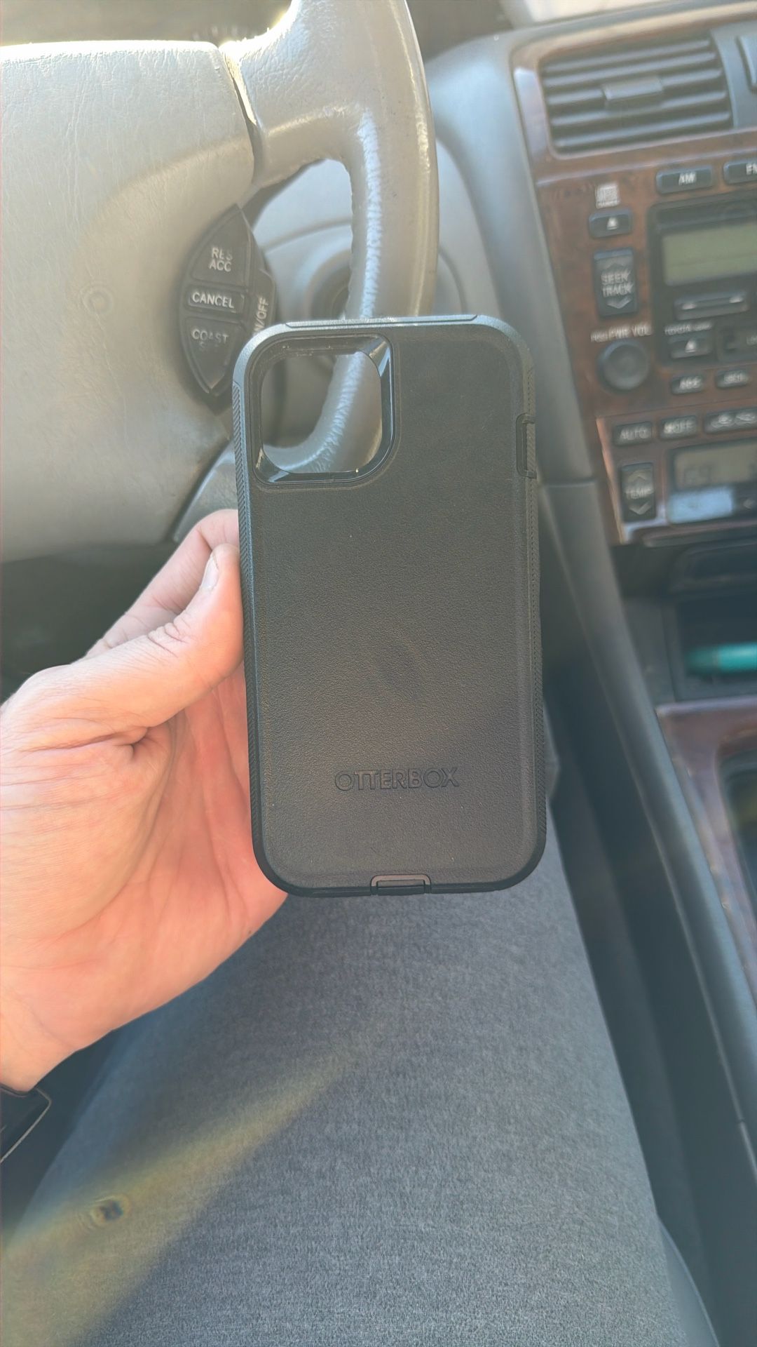 iPhone 13 Otter Box