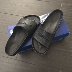 Birkenstock sandals Size 6