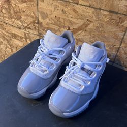 Jordan 11 Cement Greys