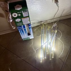 2sets LED Dripping Icicle Lights