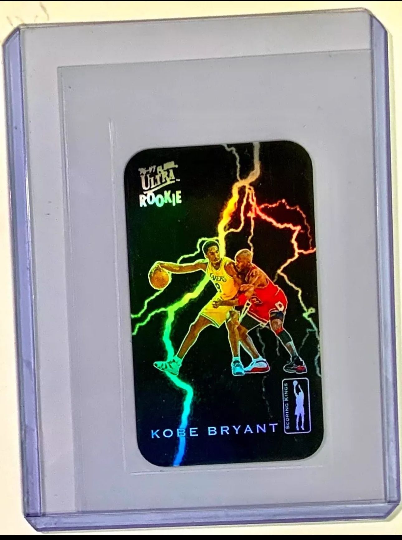 1996 FLEER ULTRA SCORING KINGS KOBE BRYANT MICHAEL JORDAN REFRACTOR TOBACCO CARD